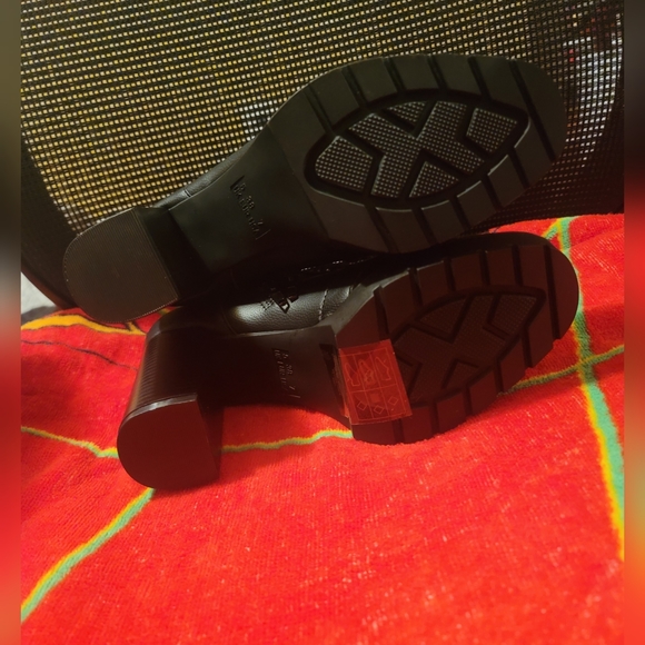 Primark Women's Black Leather Boots  Size 7 - Picture 8 of 12